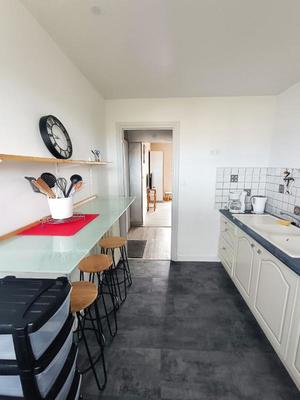 Appartement - 65 m² - 4 pièces