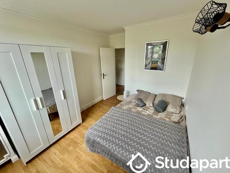 Chambre - 10 m² - 1 pièce