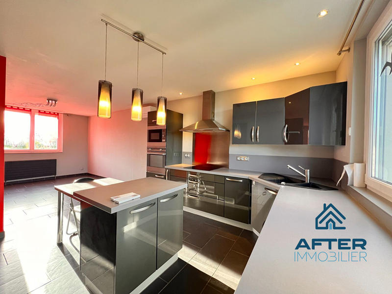 Maison - 105 m² - 5 pièces