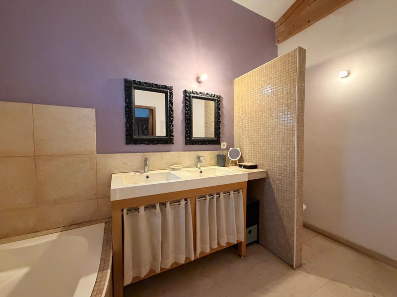 Villa - 182 m² - 5 pièces