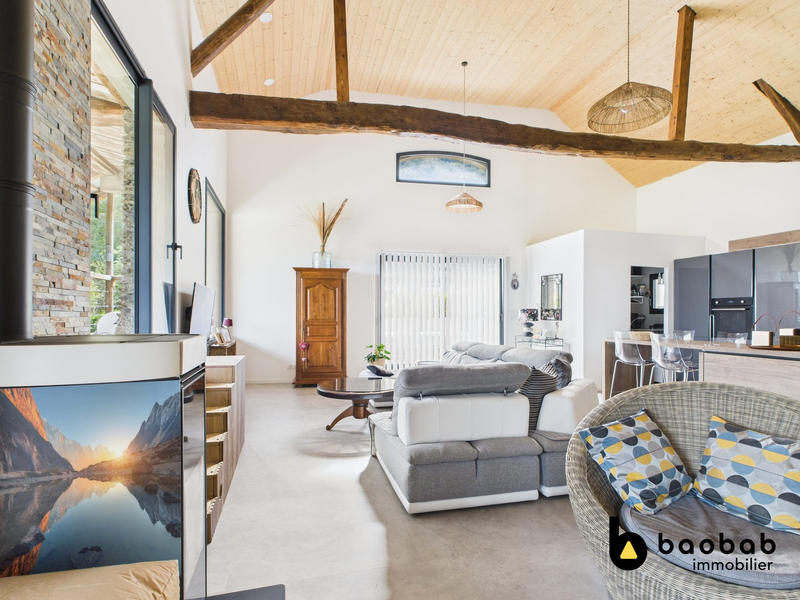 Maison - 147 m² - 3 pièces