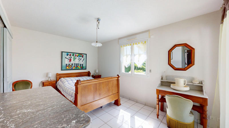 Maison - 160 m² - 8 pièces