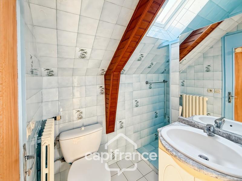 Maison - 193 m² - 9 pièces