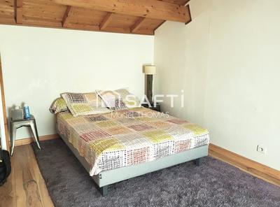 Duplex - 111 m² - 4 pièces