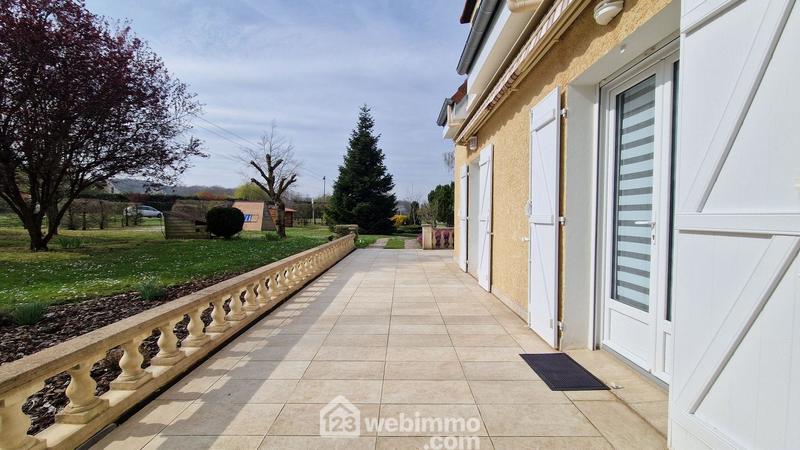 Maison - 169 m² - 8 pièces