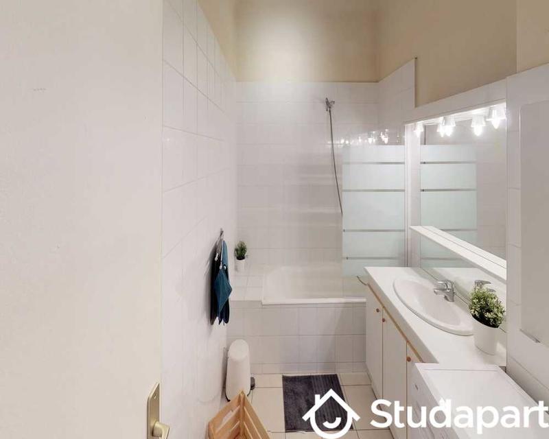 Chambre - 110 m² - 1 pièce