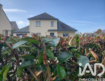 Maison - 145 m² - 6 pièces