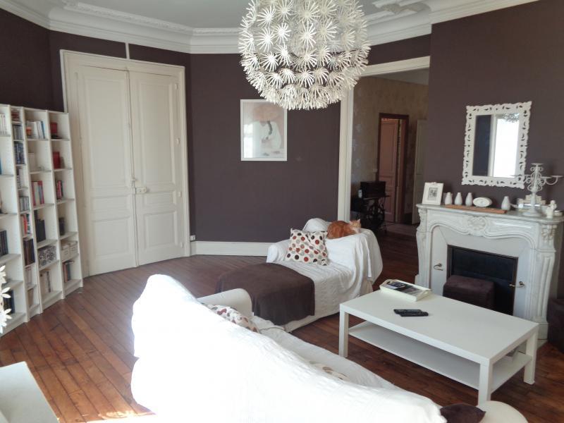 Appartement - 186 m² - 7 pièces