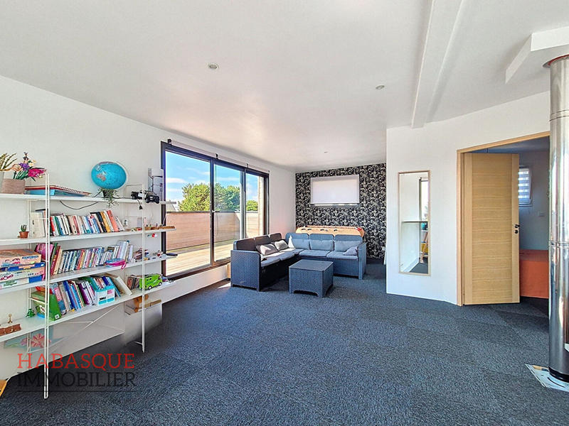 Maison - 153 m² - 7 pièces