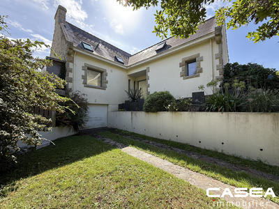 Maison - 156 m² - 10 pièces