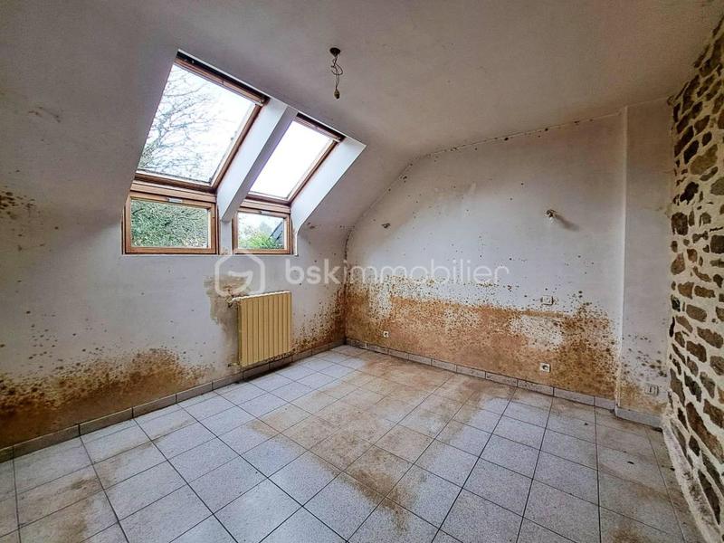 Maison en pierre - 98 m² - 4 pièces