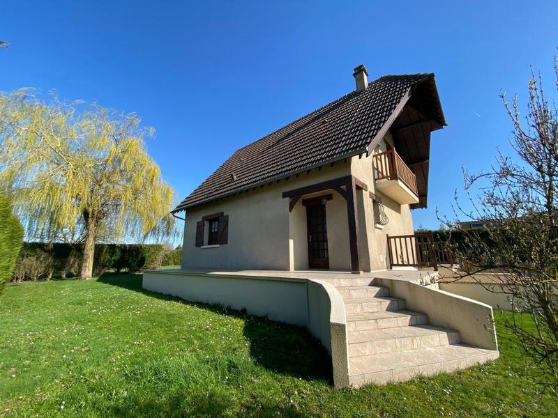 Maison - 98 m² - 4 pièces