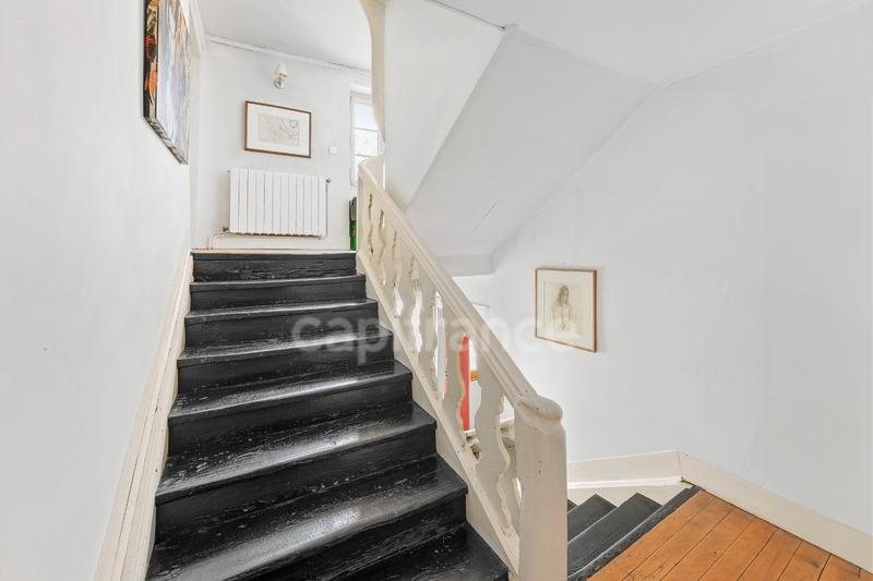 Maison de ville - 260 m² - 10 pièces