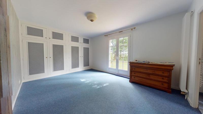 Pavillon - 262 m² - 7 pièces