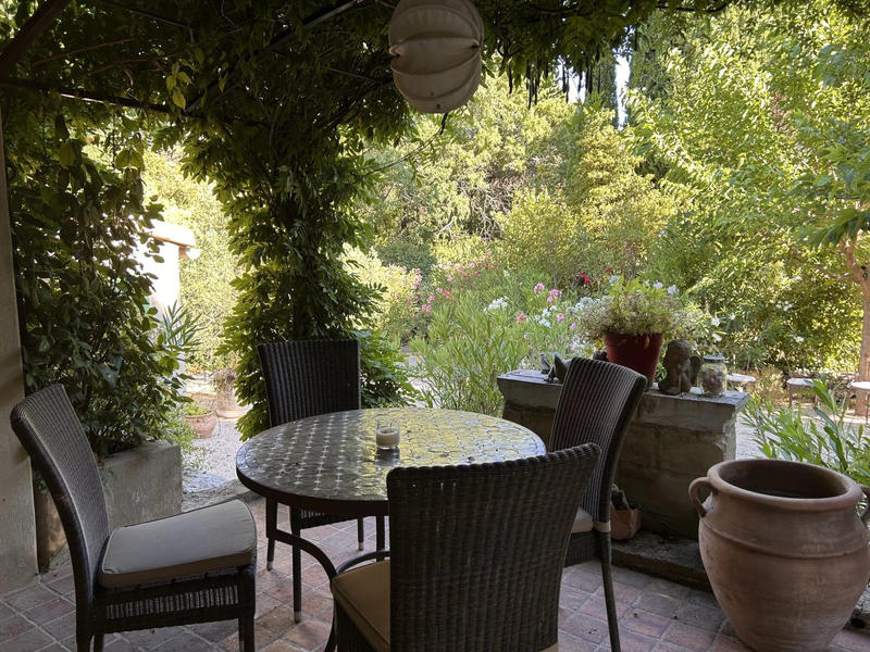 Maison traditionnelle - 195 m² - 6 pièces