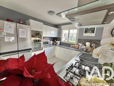 Maison - 157 m² - 7 pièces