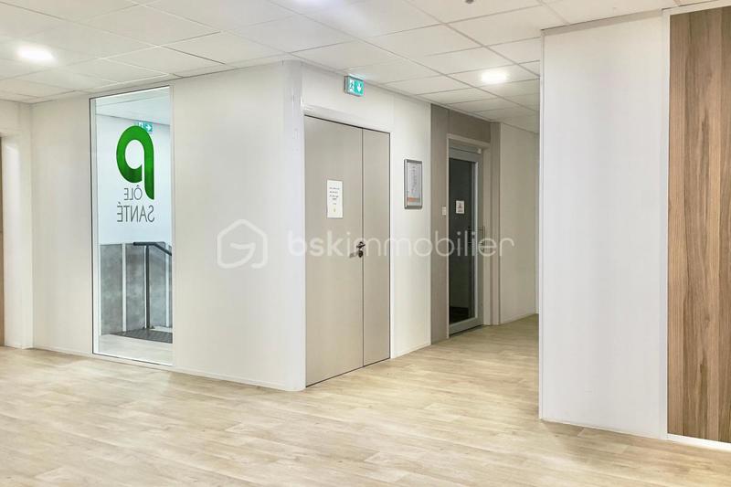 Bureau - 19 m² - 1 pièce