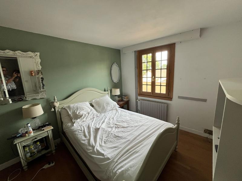 Maison - 180 m² - 9 pièces