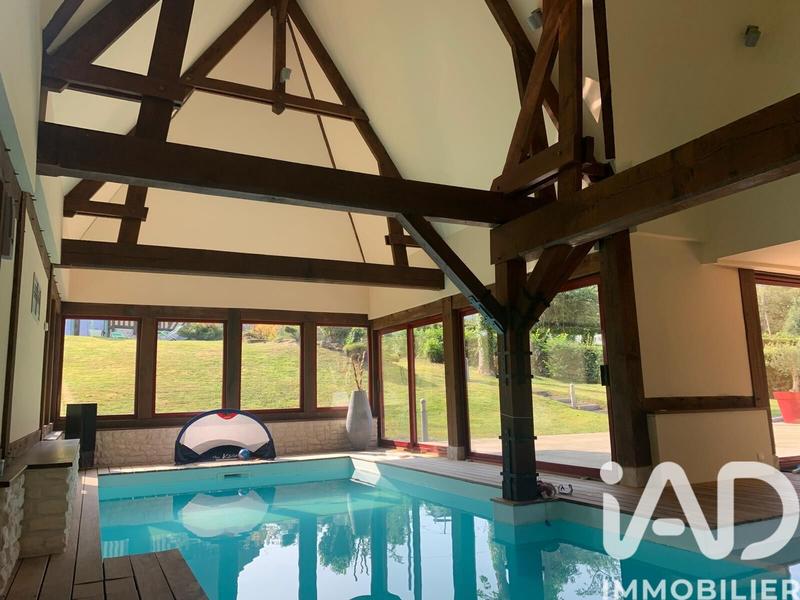 Maison - 279 m² - 6 pièces