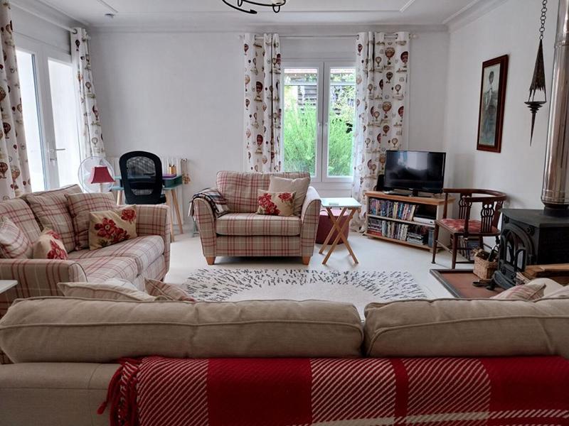 Maison - 145 m² - 6 pièces