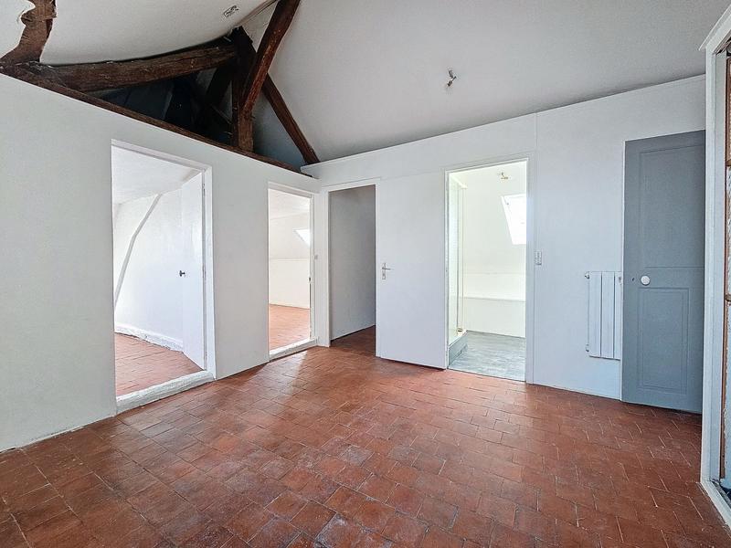 Appartement - 145 m² - 5 pièces