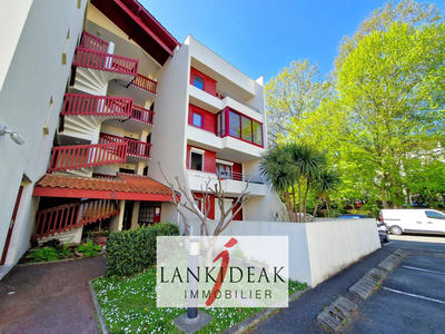 Appartement - 49 m² - 2 pièces