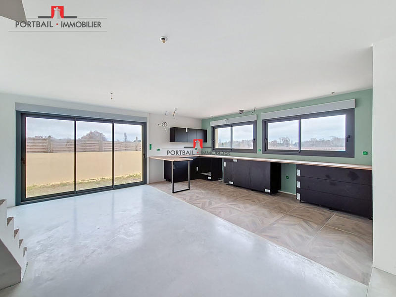 Maison contemporaine - 135 m² - 5 pièces