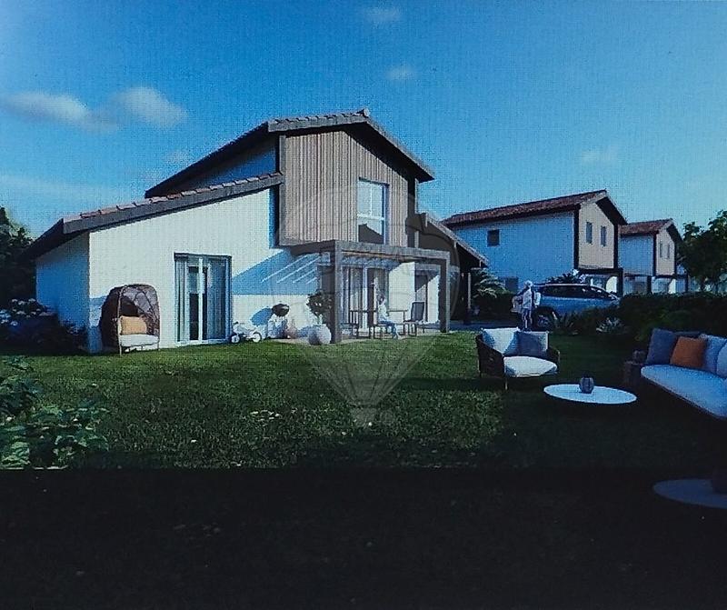 Maison - 95 m² - 4 pièces