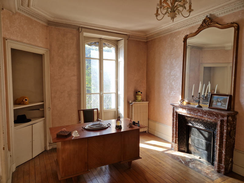 Appartement - 125 m² - 6 pièces