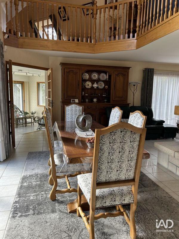 Maison - 195 m² - 5 pièces