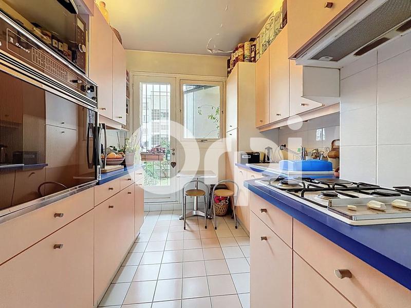 Appartement - 82 m² - 5 pièces