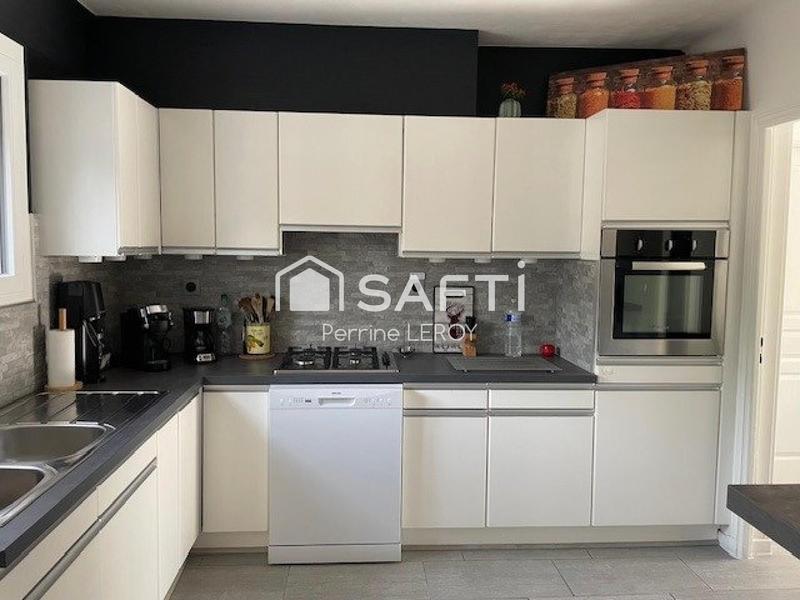 Maison - 105 m² - 5 pièces