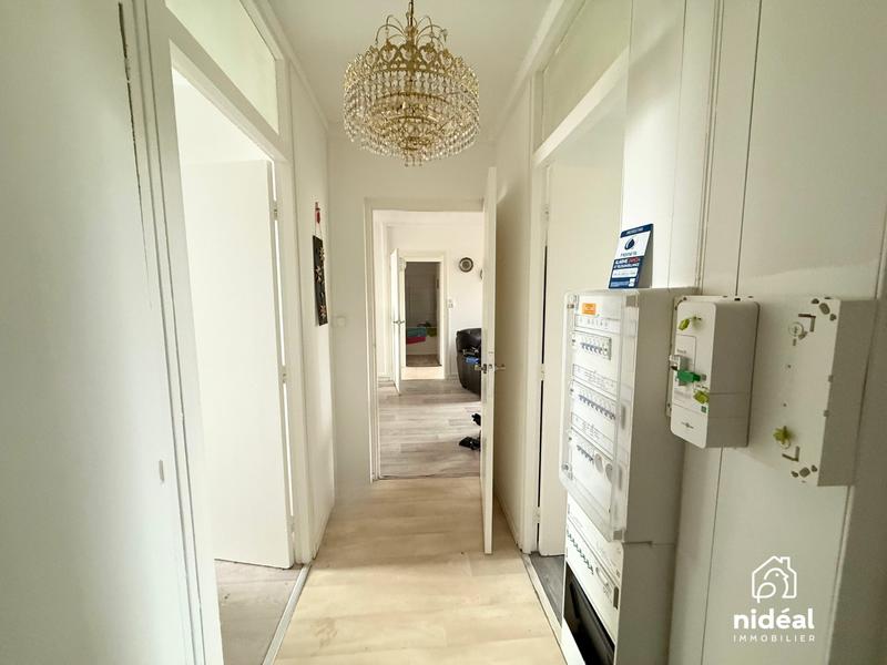 Appartement - 80 m² - 5 pièces