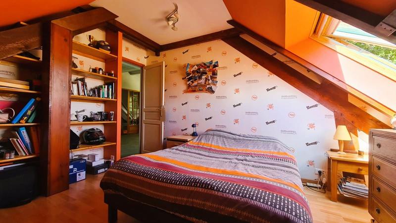 Maison traditionnelle - 188 m² - 8 pièces