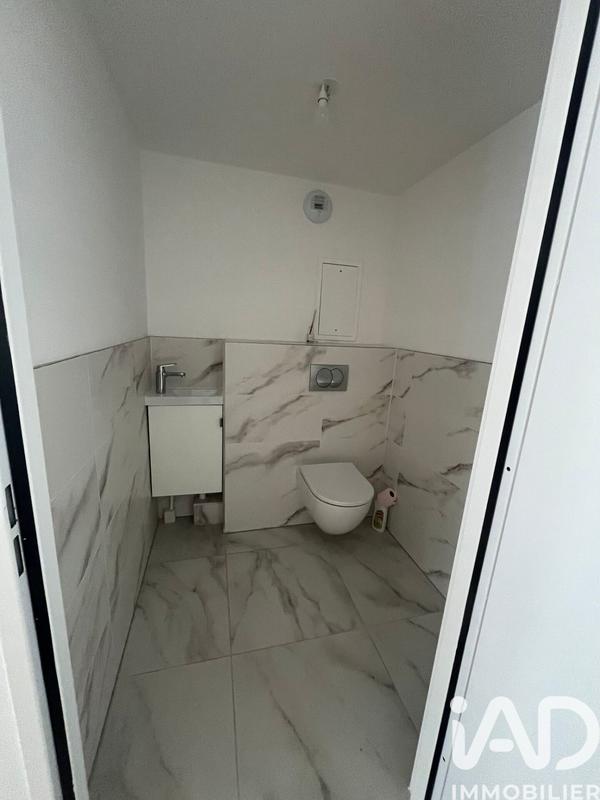 Appartement - 90 m² - 4 pièces