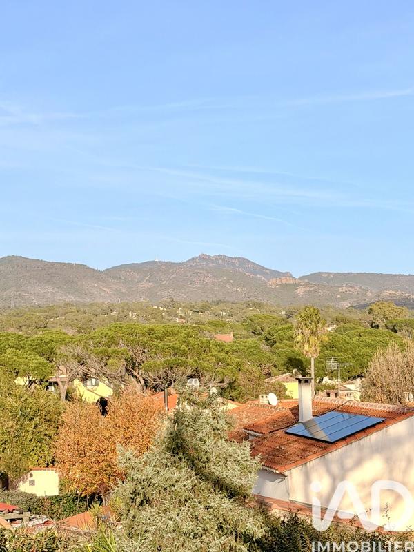 Maison - 94 m² - 4 pièces