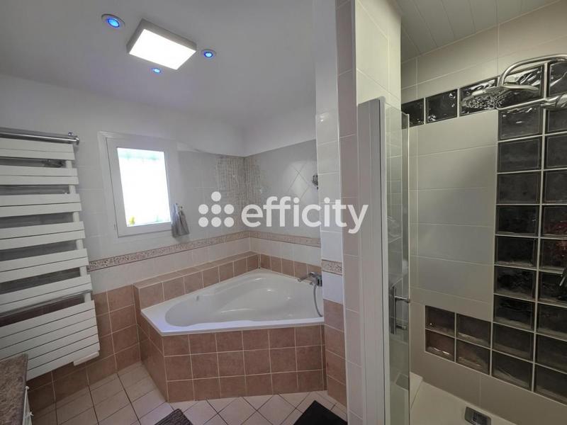 Villa - 132 m² - 6 pièces