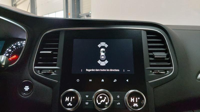 Renault Mégane IV Berline Business TCe 115 Fap -21n