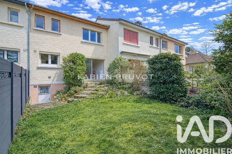 Maison - 86 m² - 5 pièces