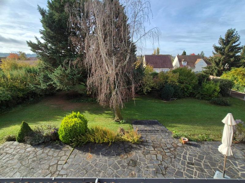 Maison - 200 m² - 6 pièces