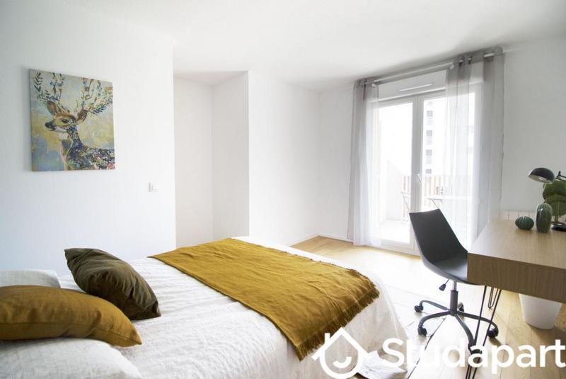 Chambre - 11 m² - 1 pièce