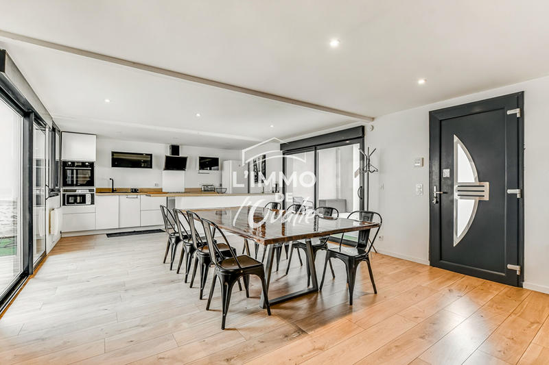 Maison - 146 m² - 5 pièces