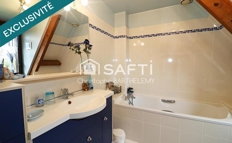 Maison - 137 m² - 8 pièces