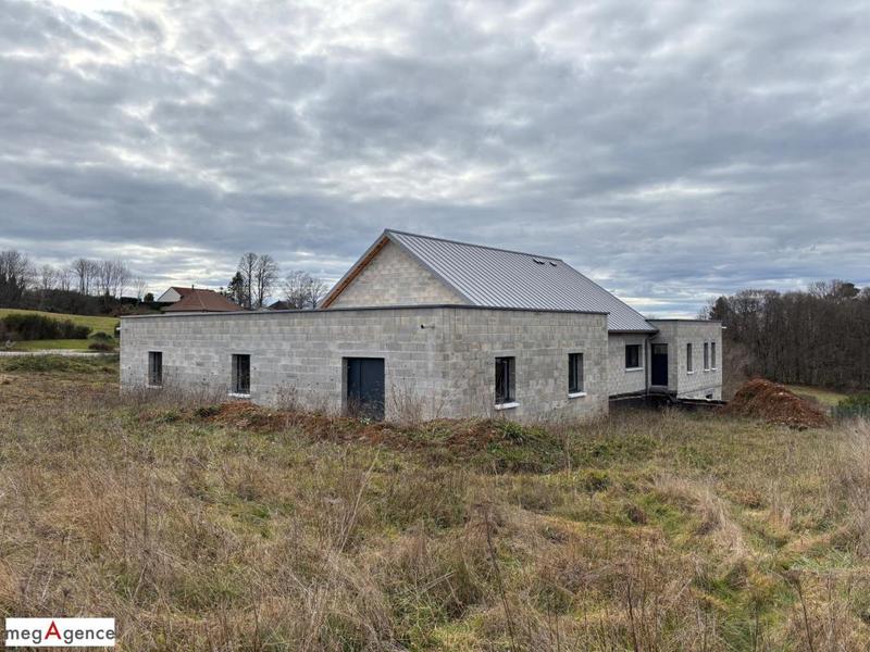 Villa - 278 m² - 2 pièces