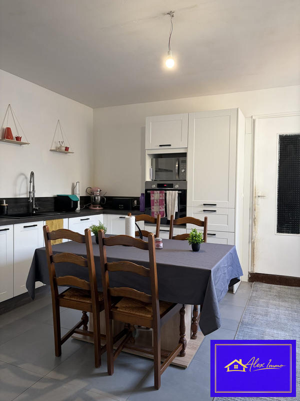 Maison - 140 m² - 6 pièces