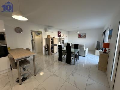 Maison - 64 m² - 3 pièces