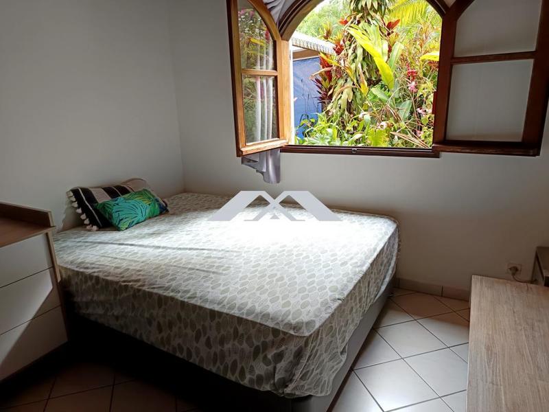 Maison - 98 m² - 5 pièces