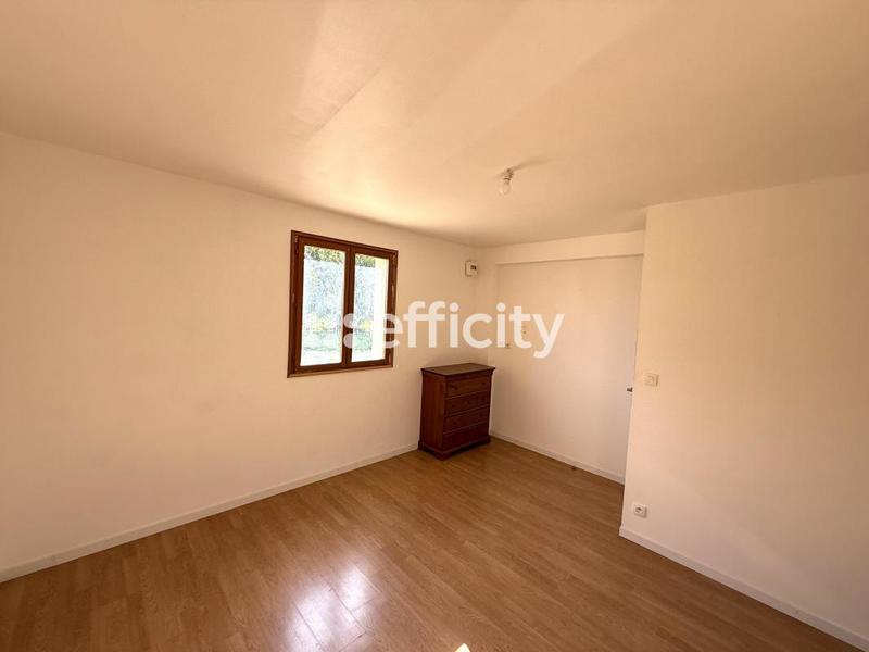 Maison - 169 m² - 7 pièces