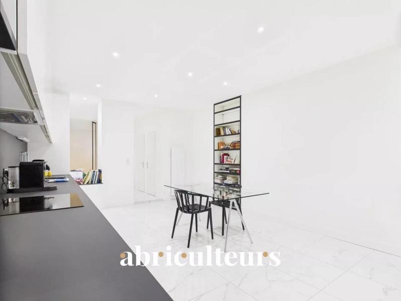 Appartement - 106 m² - 4 pièces