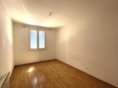 Immeuble - 195 m² - 10 pièces